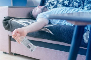 Вывод из запоя в Приморске